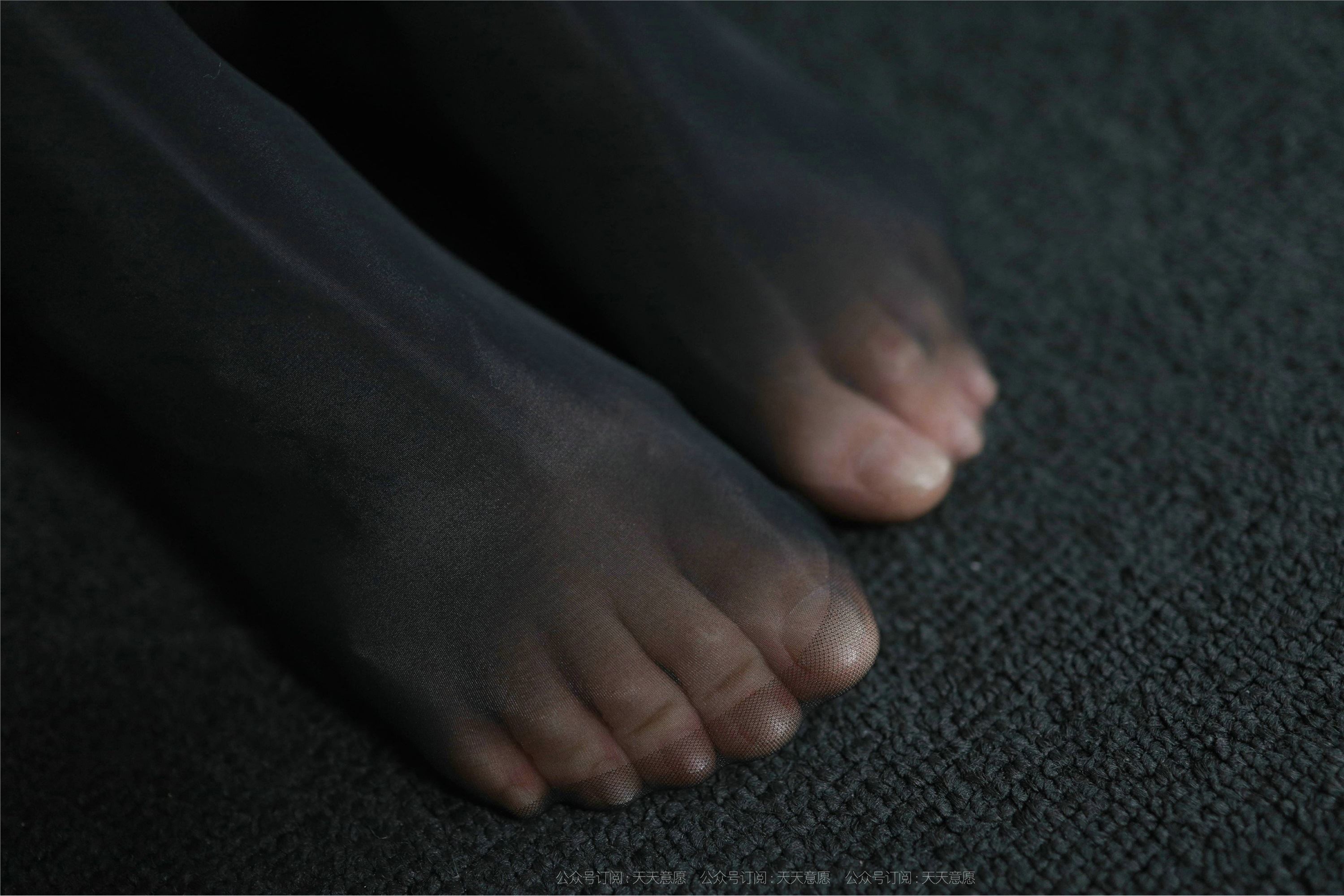 IESS异思趣向  2021.08.27 丝享家902：婉苹《暗夜里的制服》